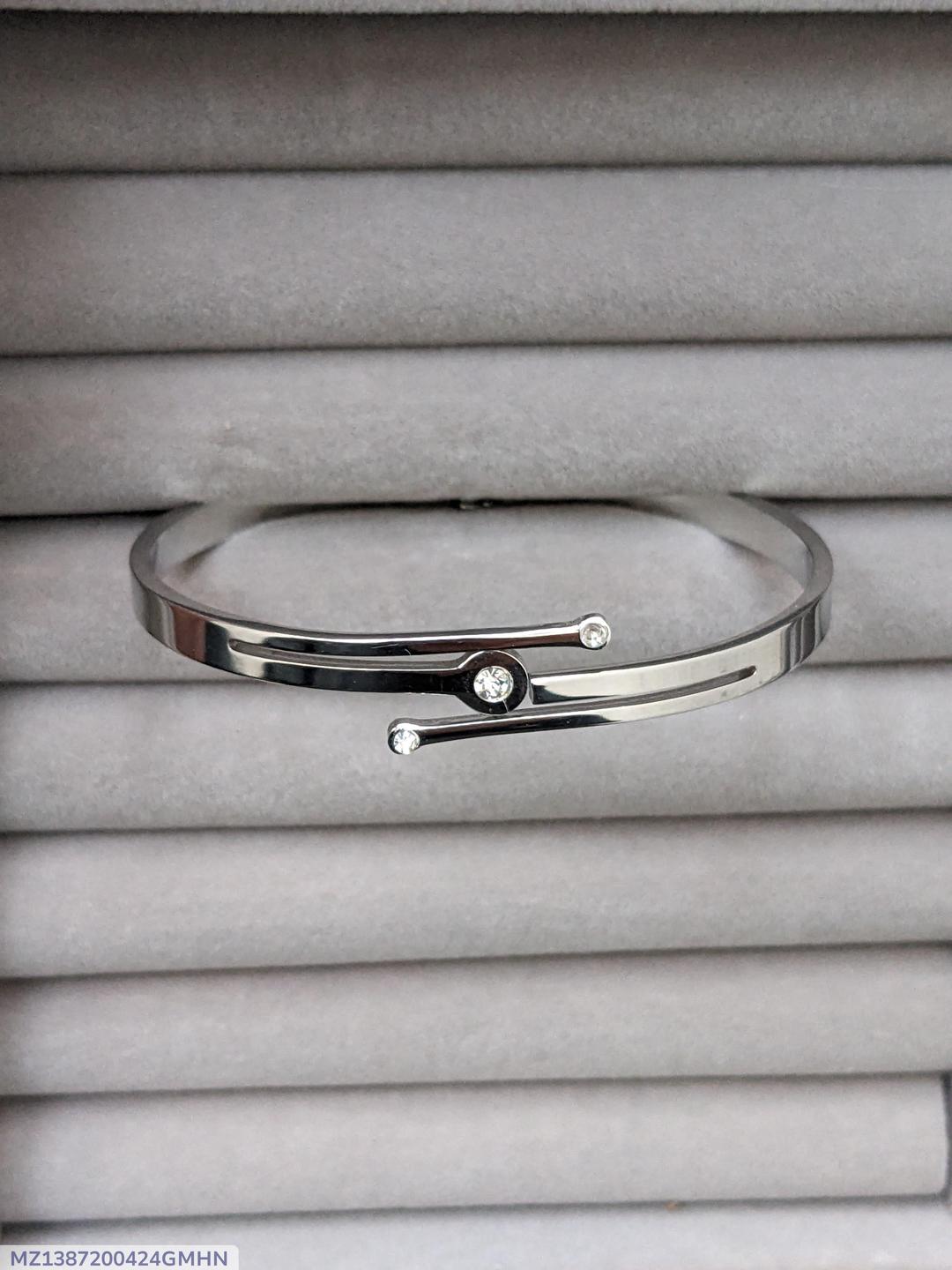 1 PCs silver plated rhinestone Kara bracelet