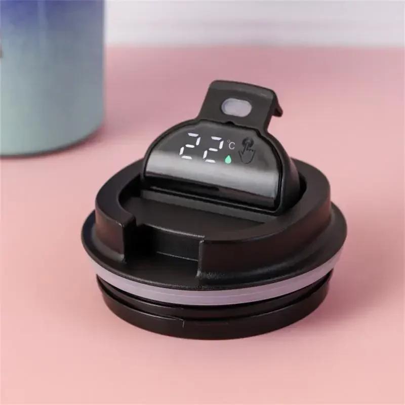 Insulated travel coffee mug