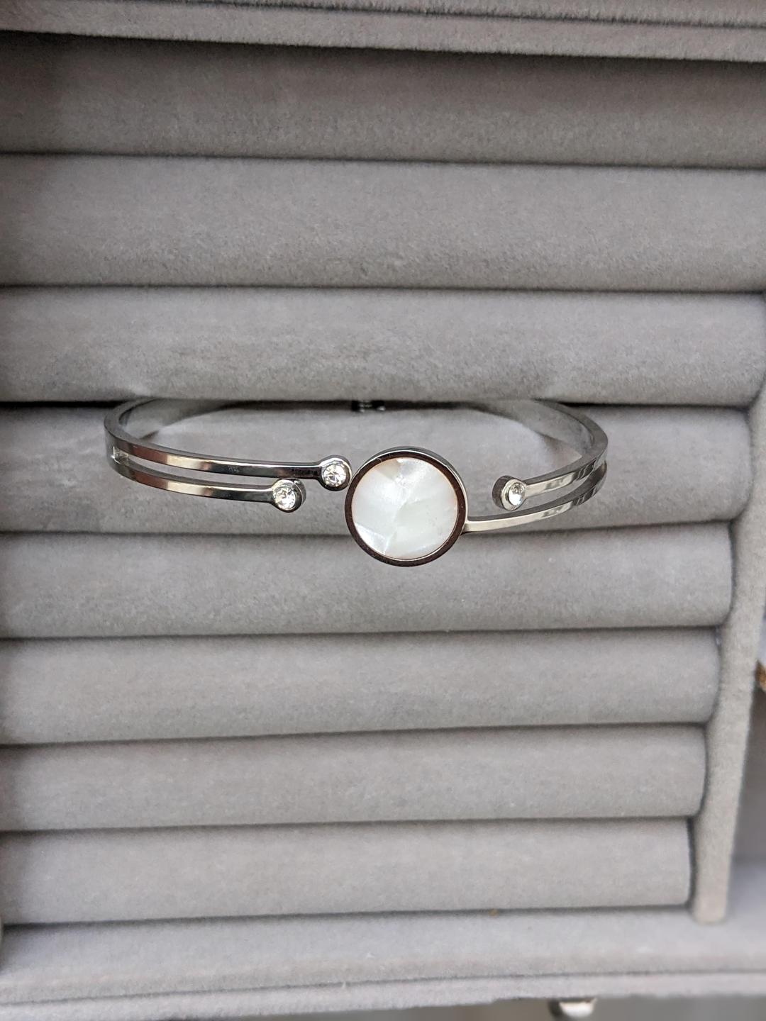 1 PCs silver plated rhinestone Kara bracelet