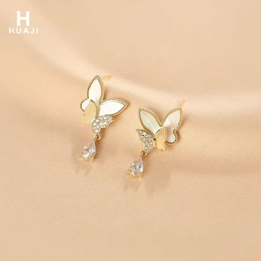 Butterfly hanging Earrings