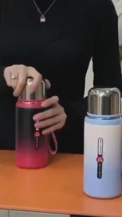 Thermal isolation vacuum water bottle