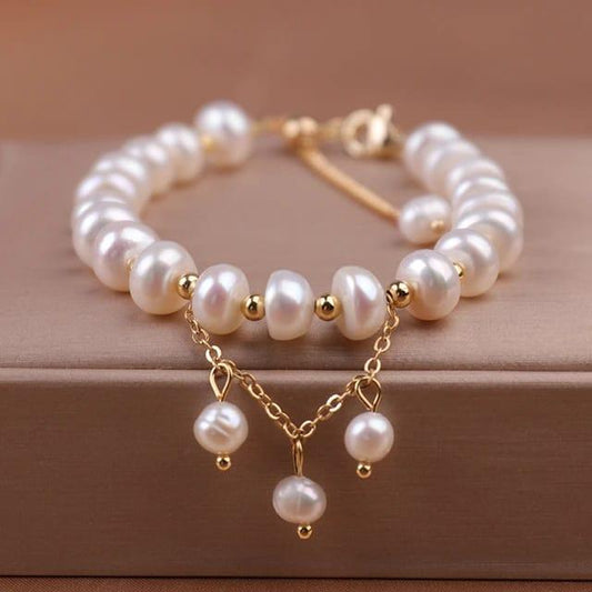 Elegant beaded gold plated pearl bracelet and necklace
