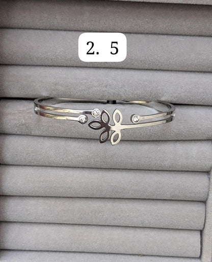 1 PCs silver plated rhinestone Kara bracelet