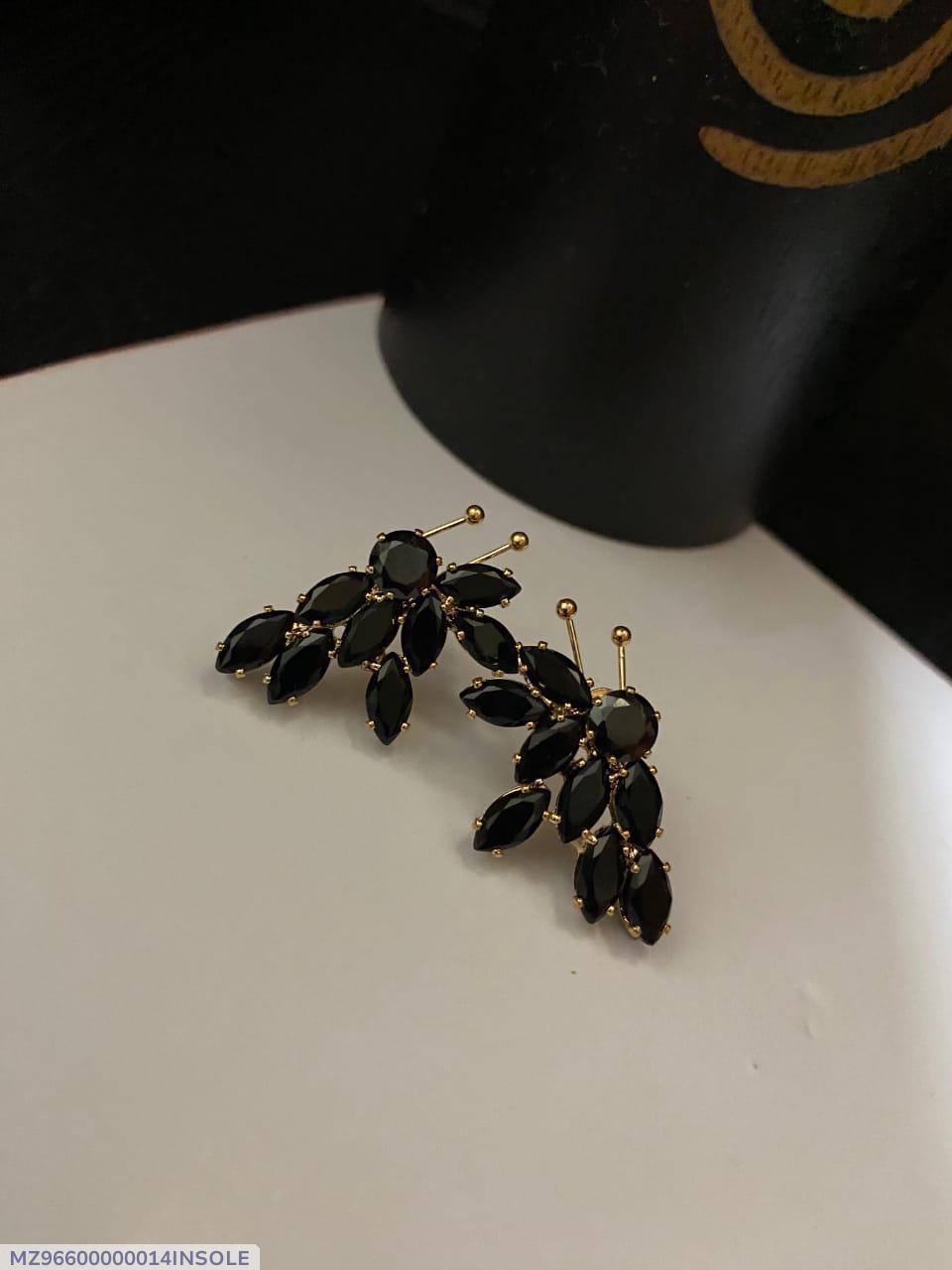 Modern design zircon studs