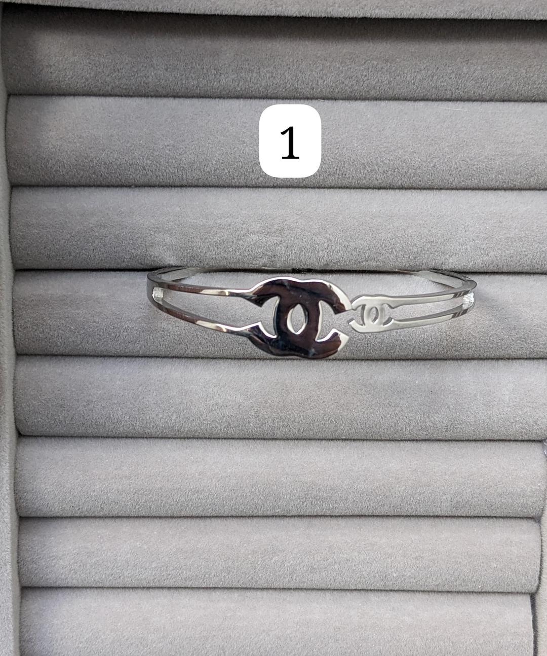 1 PCs silver plated rhinestone Kara bracelet