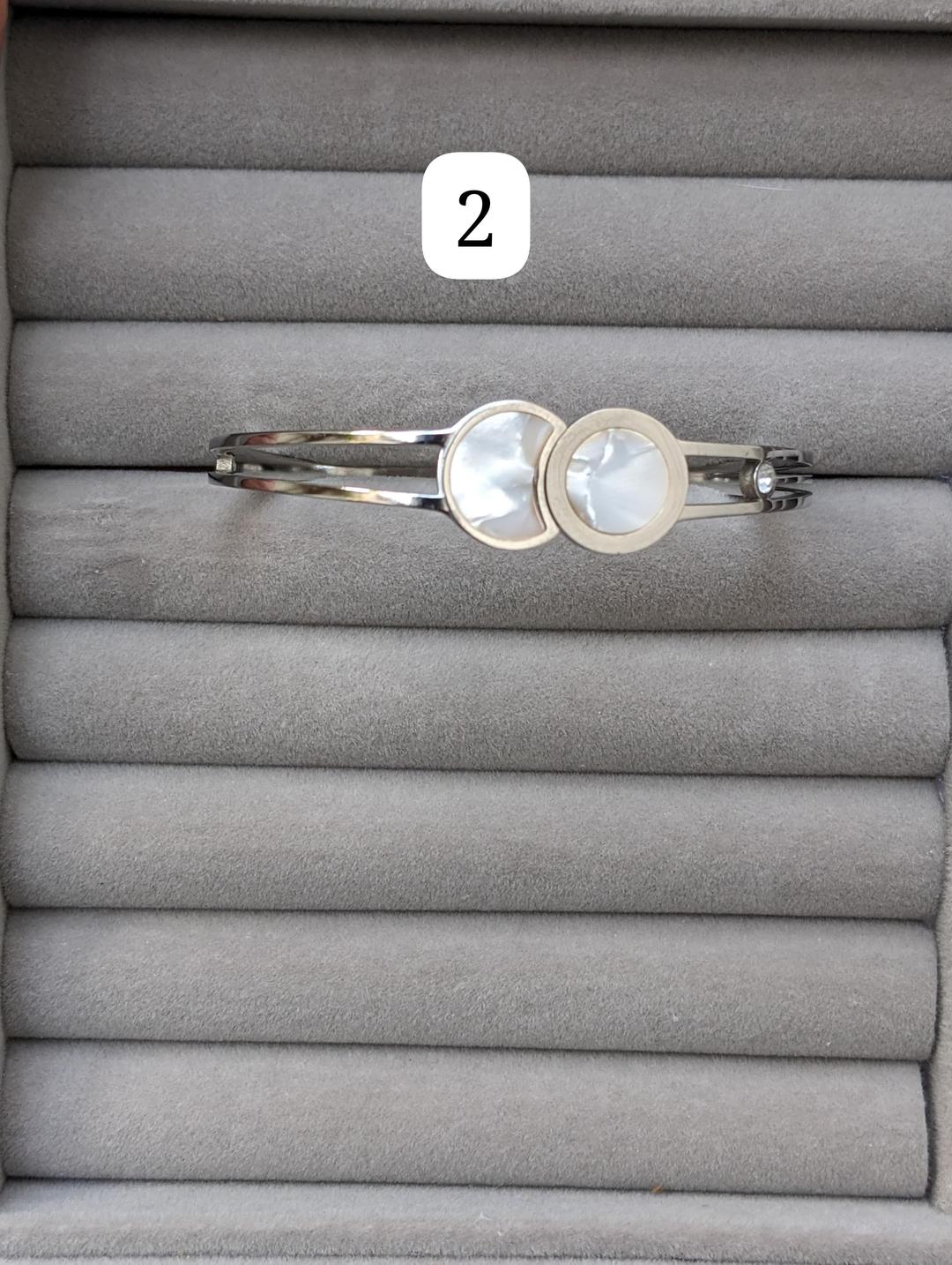 1 PCs silver plated rhinestone Kara bracelet