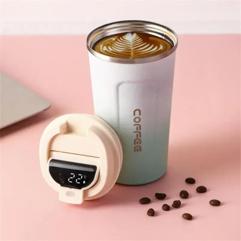 Insulated travel coffee mug