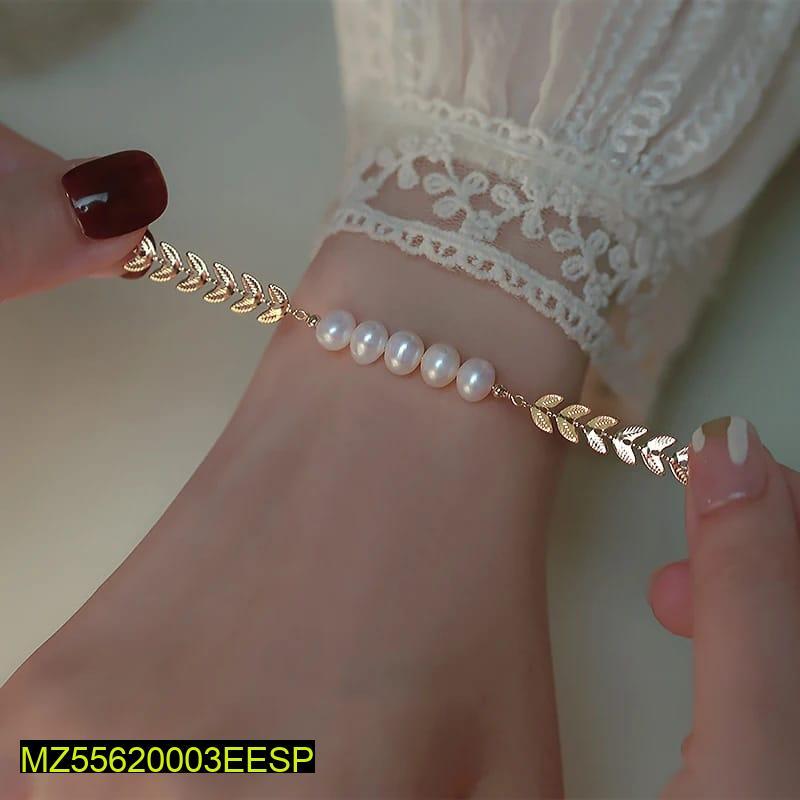 Leaf Pearl Gold Bracelet