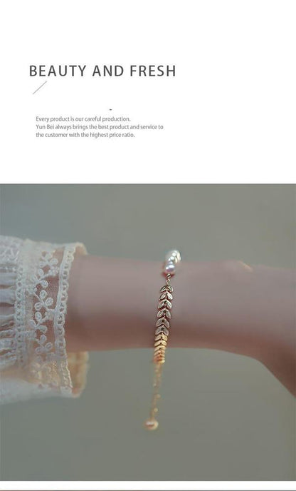 Leaf Pearl Gold Bracelet