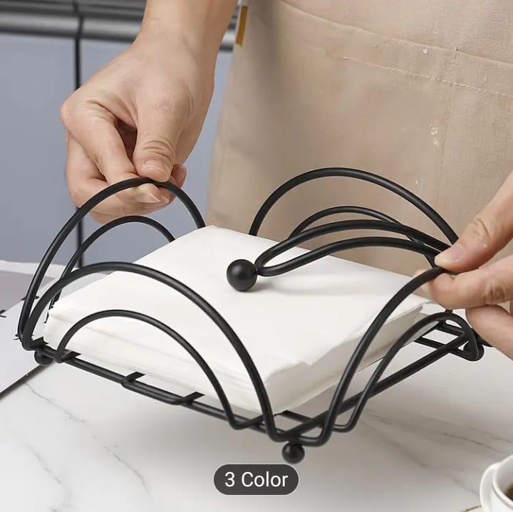 Napkin holder for dining table