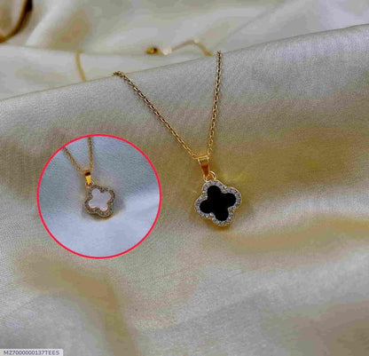 2 sides clover pendant