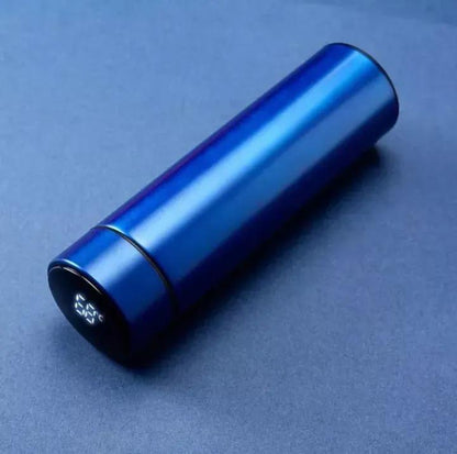 Isolated multicolor temperature water bottle for gym and outdoors