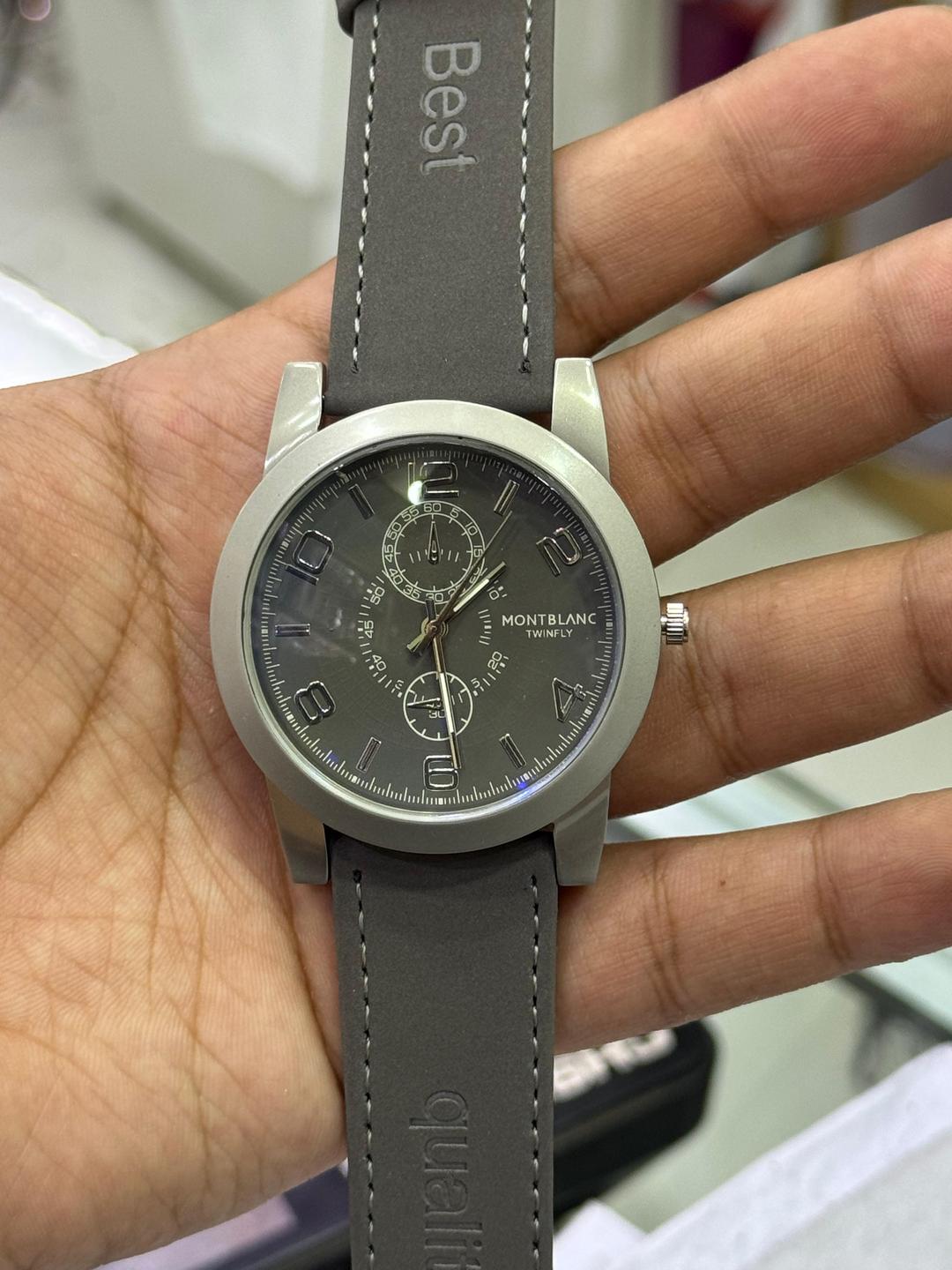 Men's Analoge watch
