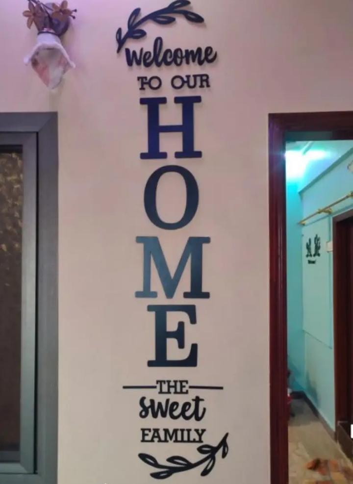 Sweet home wooden wall art